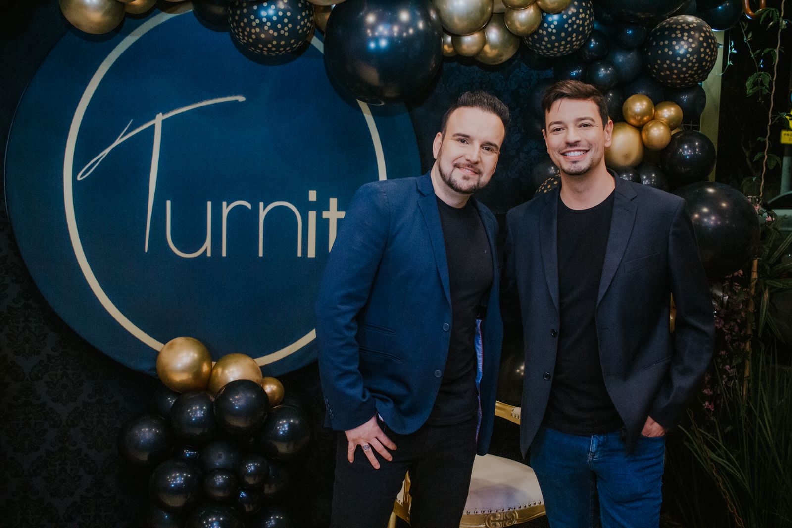 Em São Paulo Leandro Caleguer e Vitor Dias, sócios da agência Turnit Brasil inauguram sua agencia