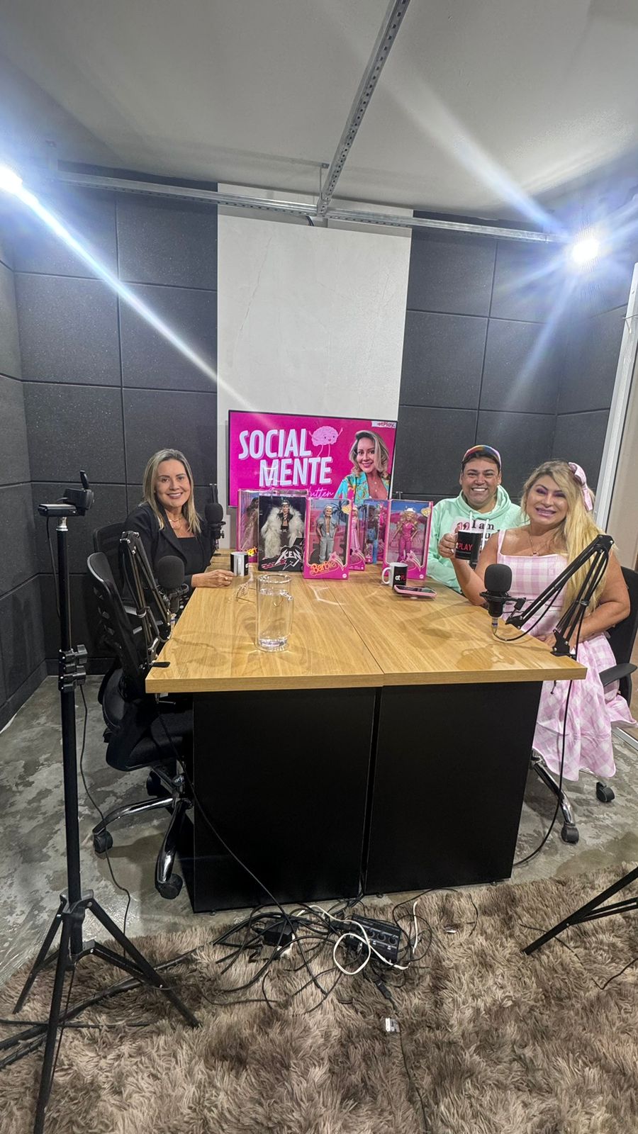 Soraia Hütten entrevista Barbie e Ken no podcast Socialmente