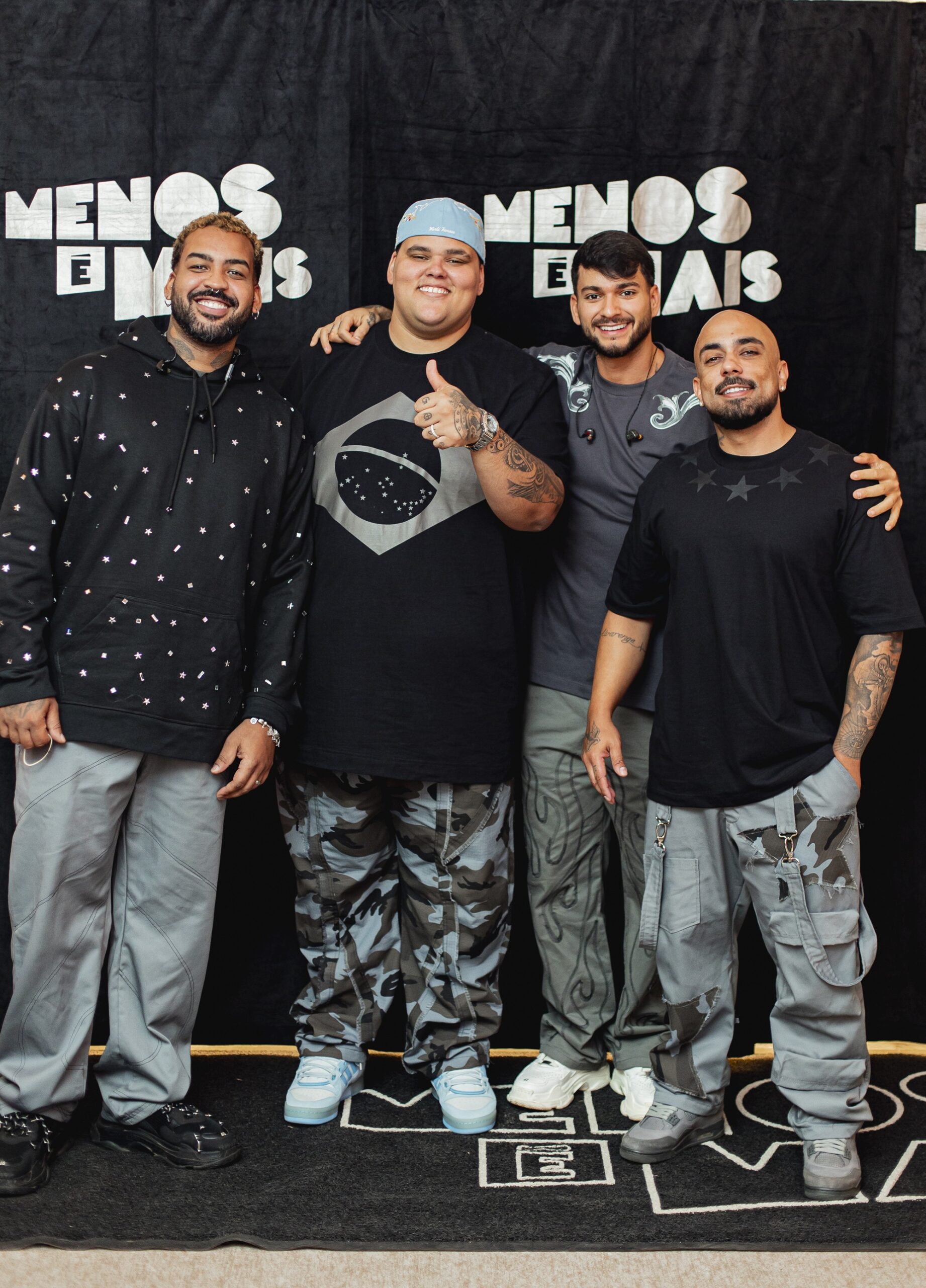 Menos É Mais em Gramado: Show do grupo vai iniciar às 20 horas no dia 22 de agosto