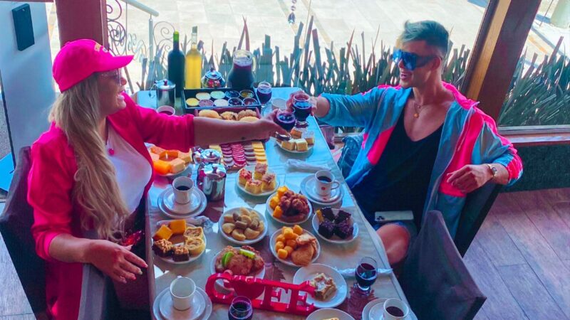 Café Colonial Coelho recebe a Pink Tour em Gramado