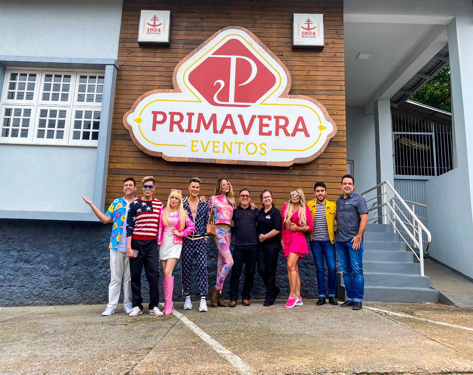 Churrascaria Primavera e Prime Gourmet Club recebem Barbies e Kens Humanos