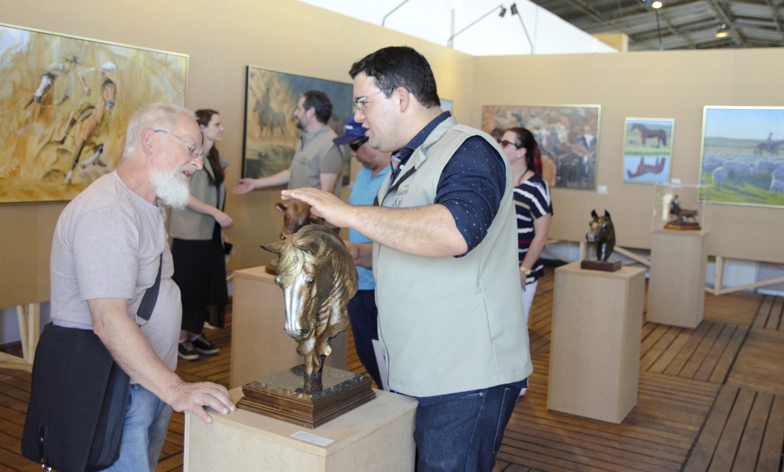 Estância da Arte atrai público na Expointer