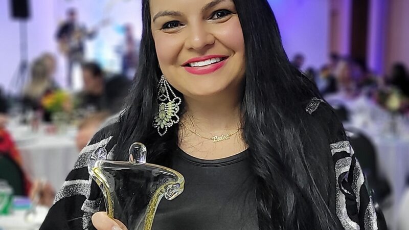 Luísa Rodrigues recebeu o Troféu Phodiun 2022