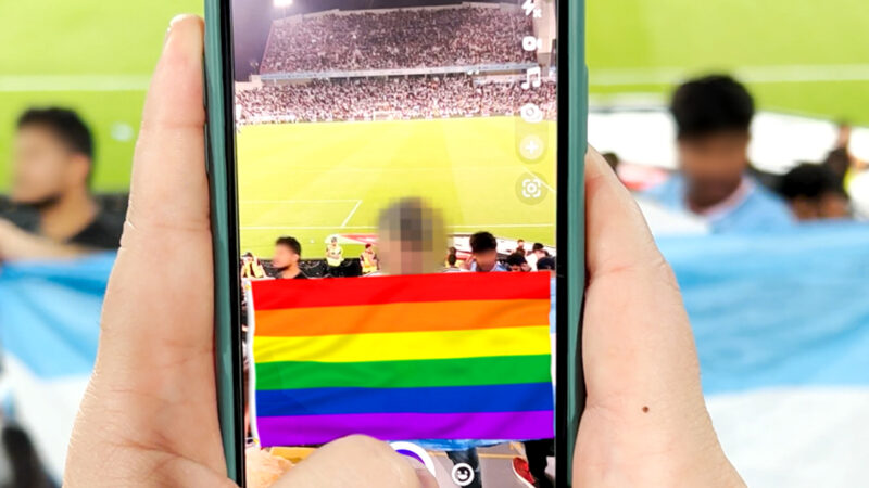 Torcedores e revista Corner estão conseguindo levar bandeiras LGBTQIA+ para dentro da Copa