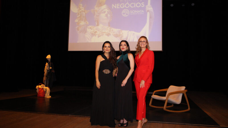 Evento lota Theatro São Pedro com presença de Ana Paula Padrão e empresárias de todo o Brasil