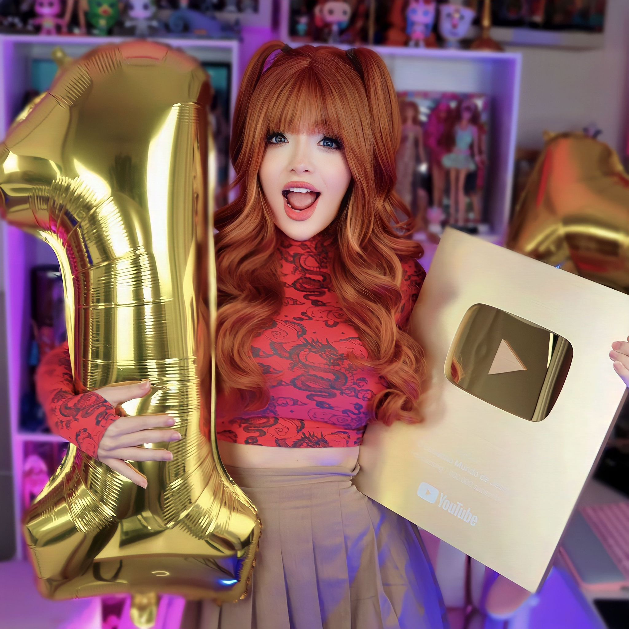 Jessy Sparkle recebe a placa de 1 milhão de inscritos no YouTube