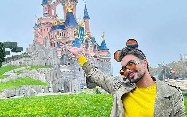 Príncipe Vagner de Oliveira na Disney em Paris