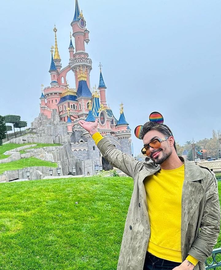 Príncipe Vagner de Oliveira na Disney em Paris