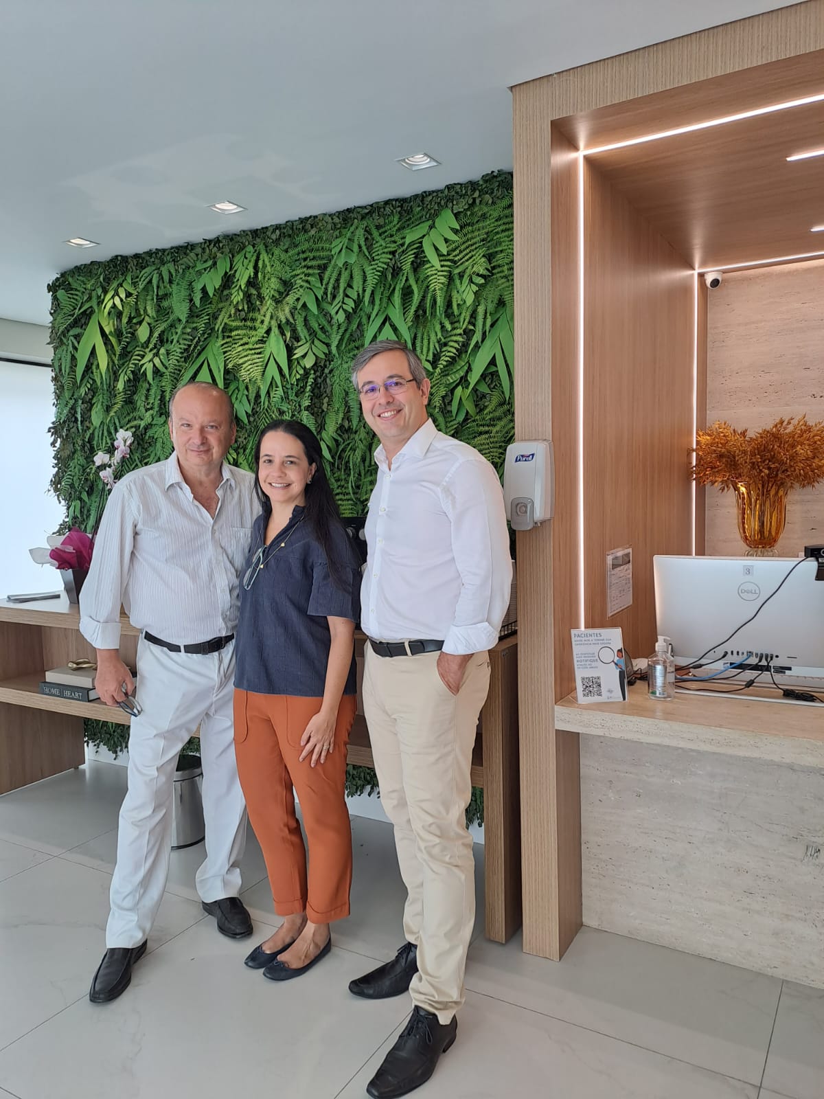 Ovadia Saadia visita a unidade SP de Holding de top clinicas médicas