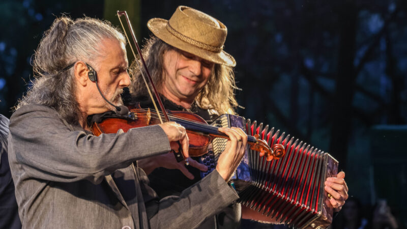 Concertaço de Natal com Hique Gomez, Renato Borghetti e Orquestra da Ulbra