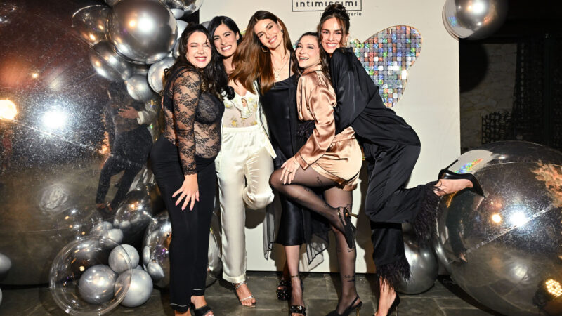 Intimissimi promove sua tradicional festa do pijama apresentada pela embaixadora da marca, a atriz Camila Queiroz