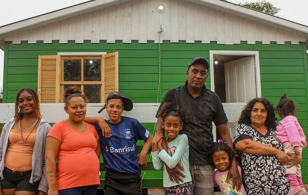 Campanha Fé no Rio Grande entrega mais casas aos atingidos pelas enchentes e prorroga ação até novembro