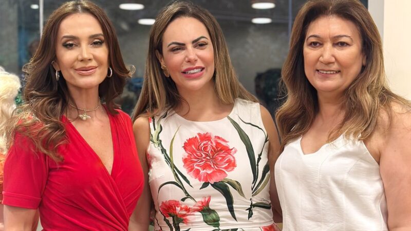 Claudia Metne Brilha mais uma Vez  Evento de Natal no Maxifour Restaurante , em grande estilo