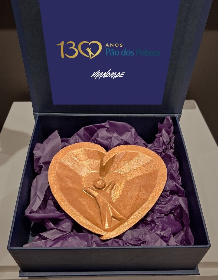 Marcos Vaandrade cria obra exclusiva para ser entregue em missa que celebra o início das atividades dos 130 anos da Fundação O Pão Dos Pobres