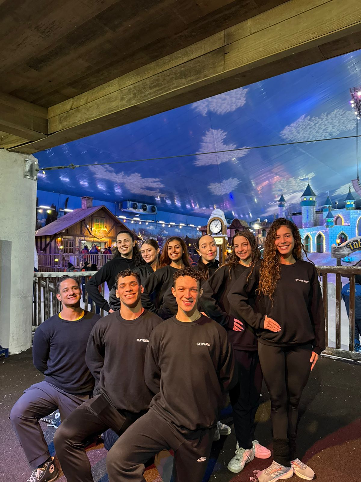 Bailarinos da Arts and Sports Snowland Academy estreiam com vitória no Sul em Dança