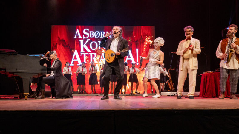 A Sbørnia Kontr`Atracka em apresentação única no Teatro Elisabeth Rosenfeld