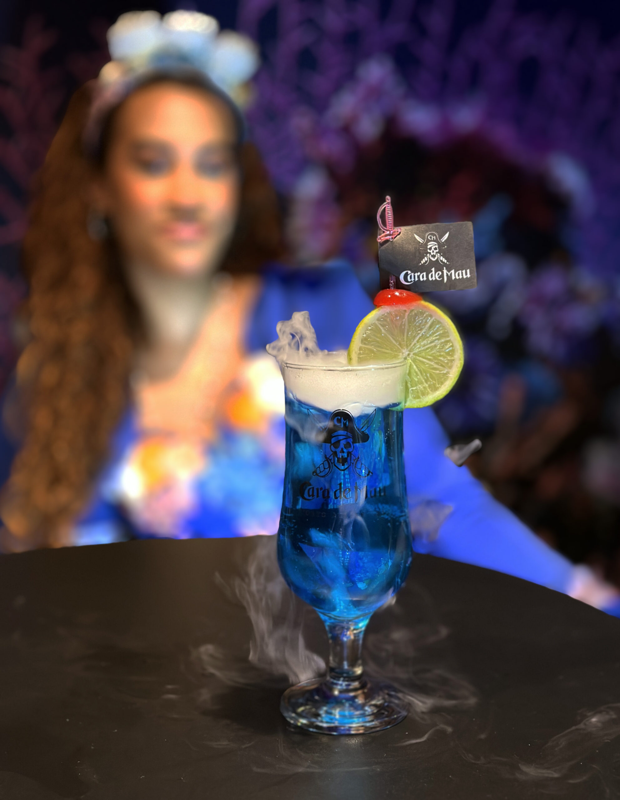 Azul da cor do Mar: Cara de Mau Porto Alegre presenteia com drink exclusivo