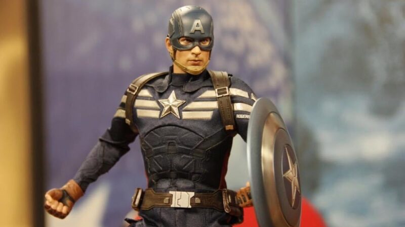 Shopping Villagio Caxias promove exposição “Heróis em Ação”