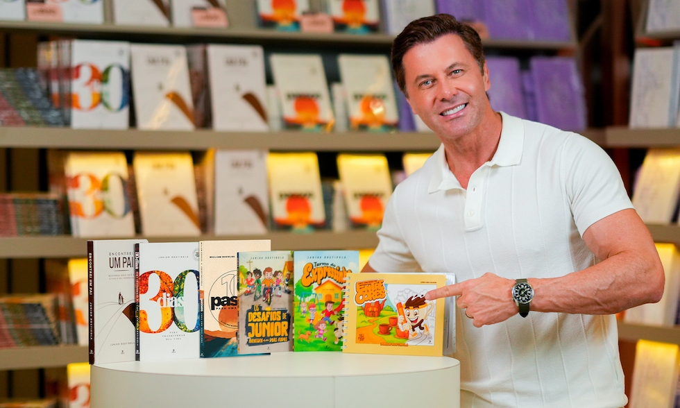 Dia do Escritor: Junior Rostirola celebra vocação, fé e impacto no mercado editorial