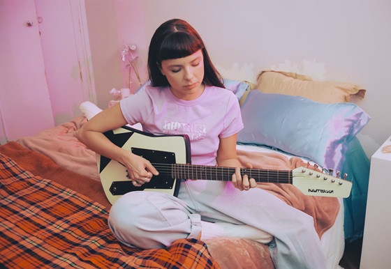 Opinião apresenta Julia Mestre