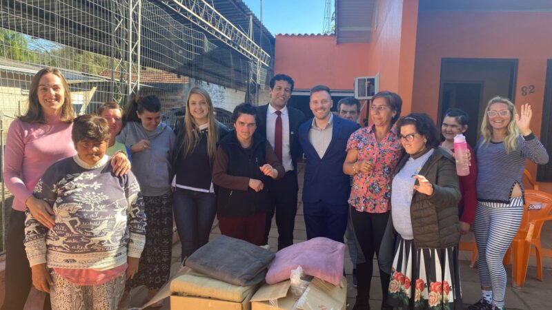 Ação solidária dos Hotéis da Família Fioreze beneficia instituição de idosos em Três Coroas