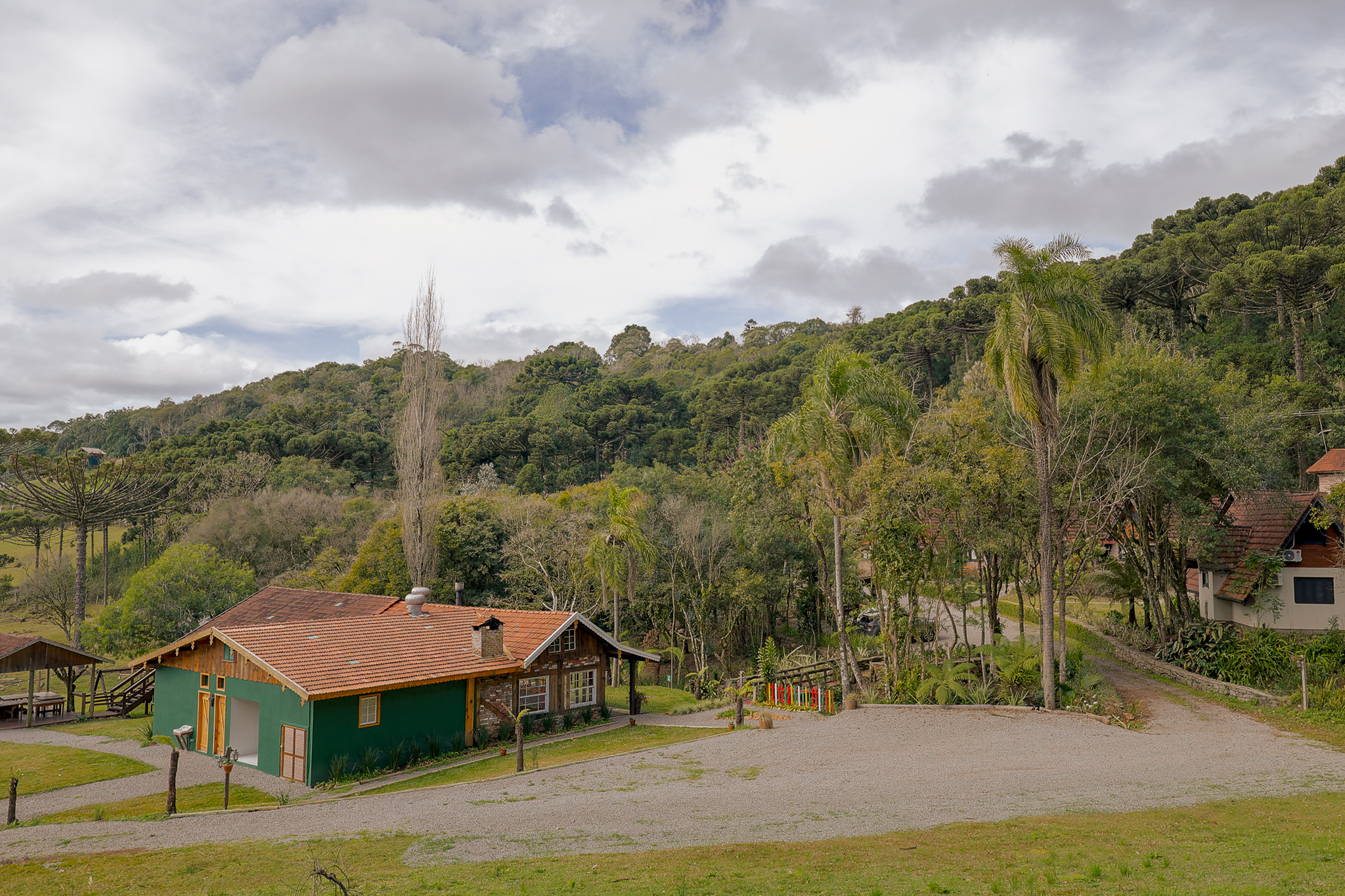 Família Fioreze promove churrascada no Dia do Gaúcho, em Gramado