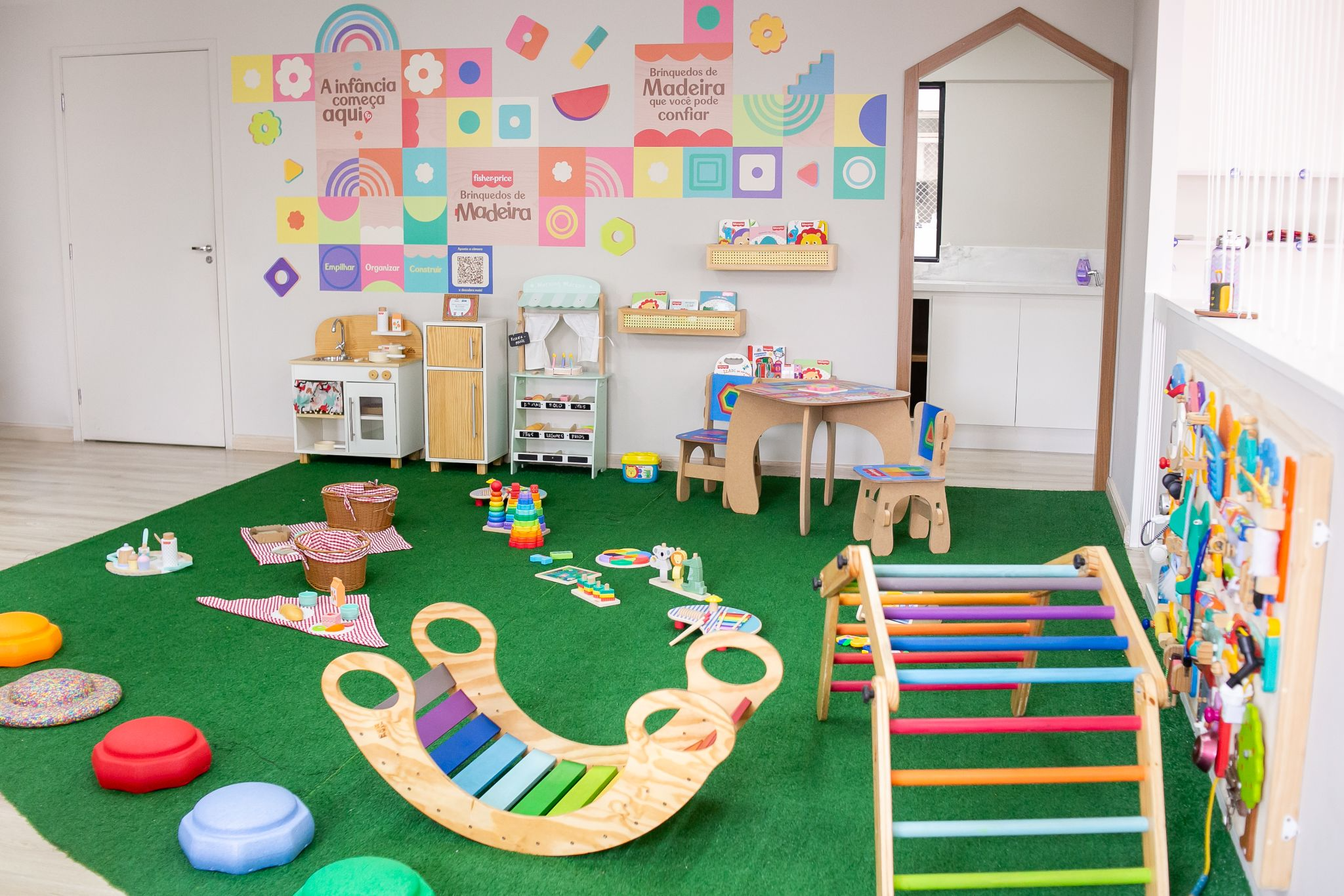 Fisher-Price inaugura sua primeira brinquedoteca na Baby Gym com evento em SP