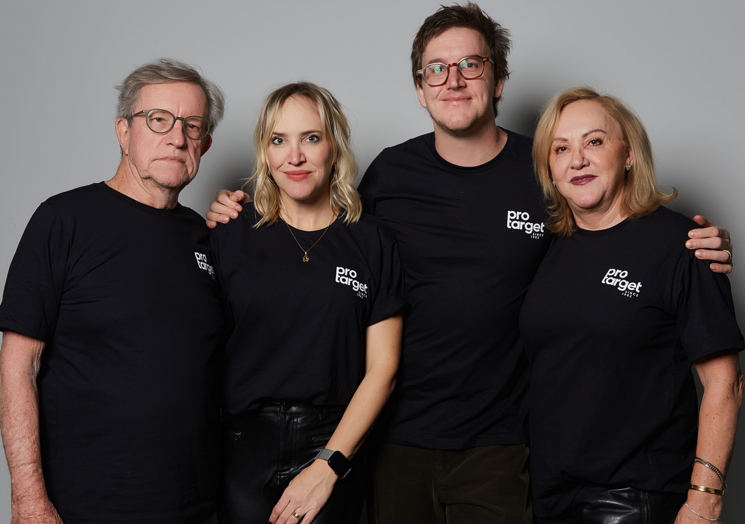 Agência Protarget completa 43 anos e apresenta novo posicionamento