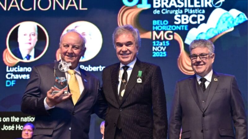 Dr. José Horácio Aboudib é homenageado pela Sociedade Brasileira de Cirurgia Plástica