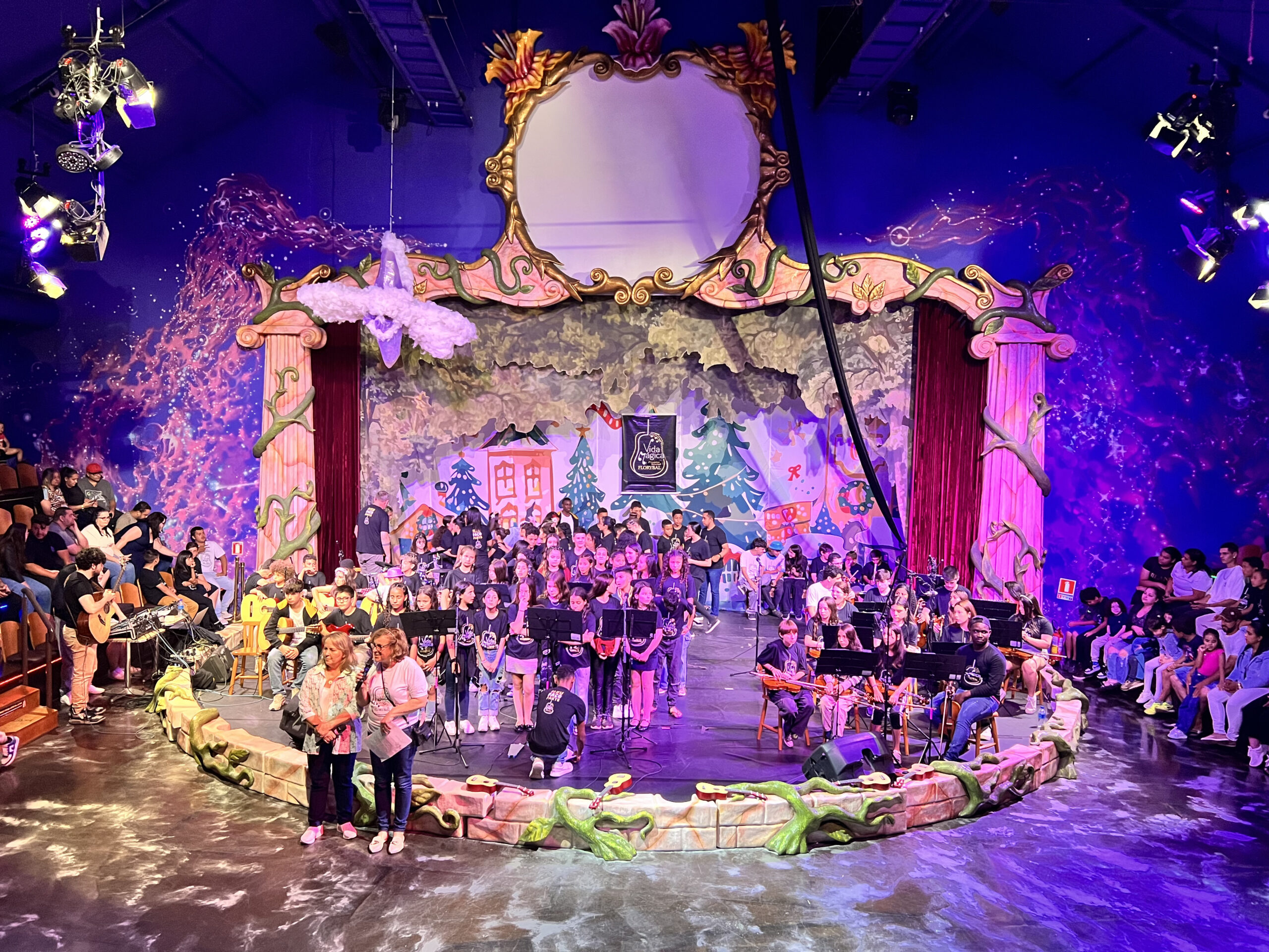 Florybal celebra talentos no encerramento anual do projeto social “Vida Mágica”