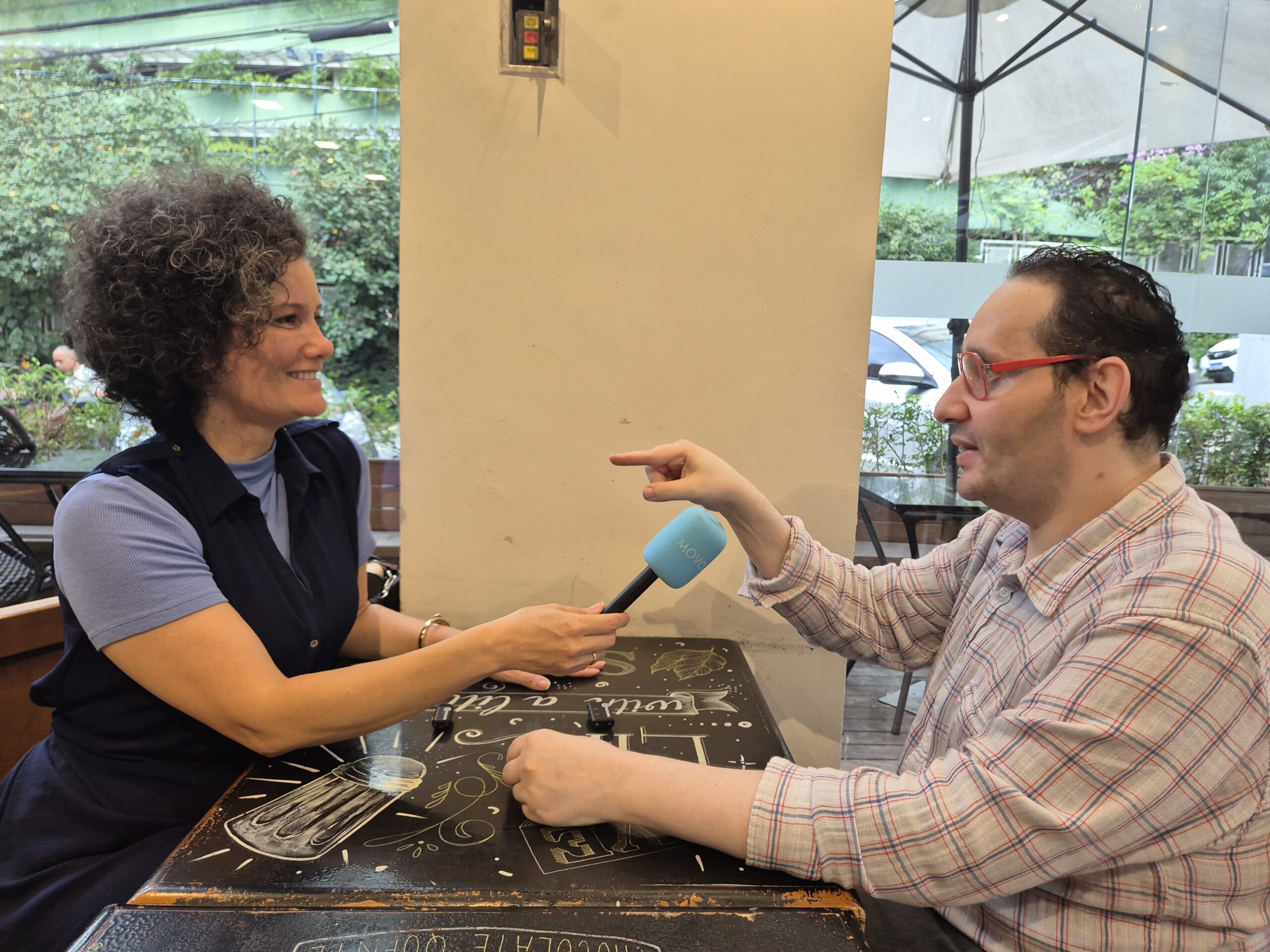 Encontro dos consultores Thiago de Moraes e Priscila Montagna