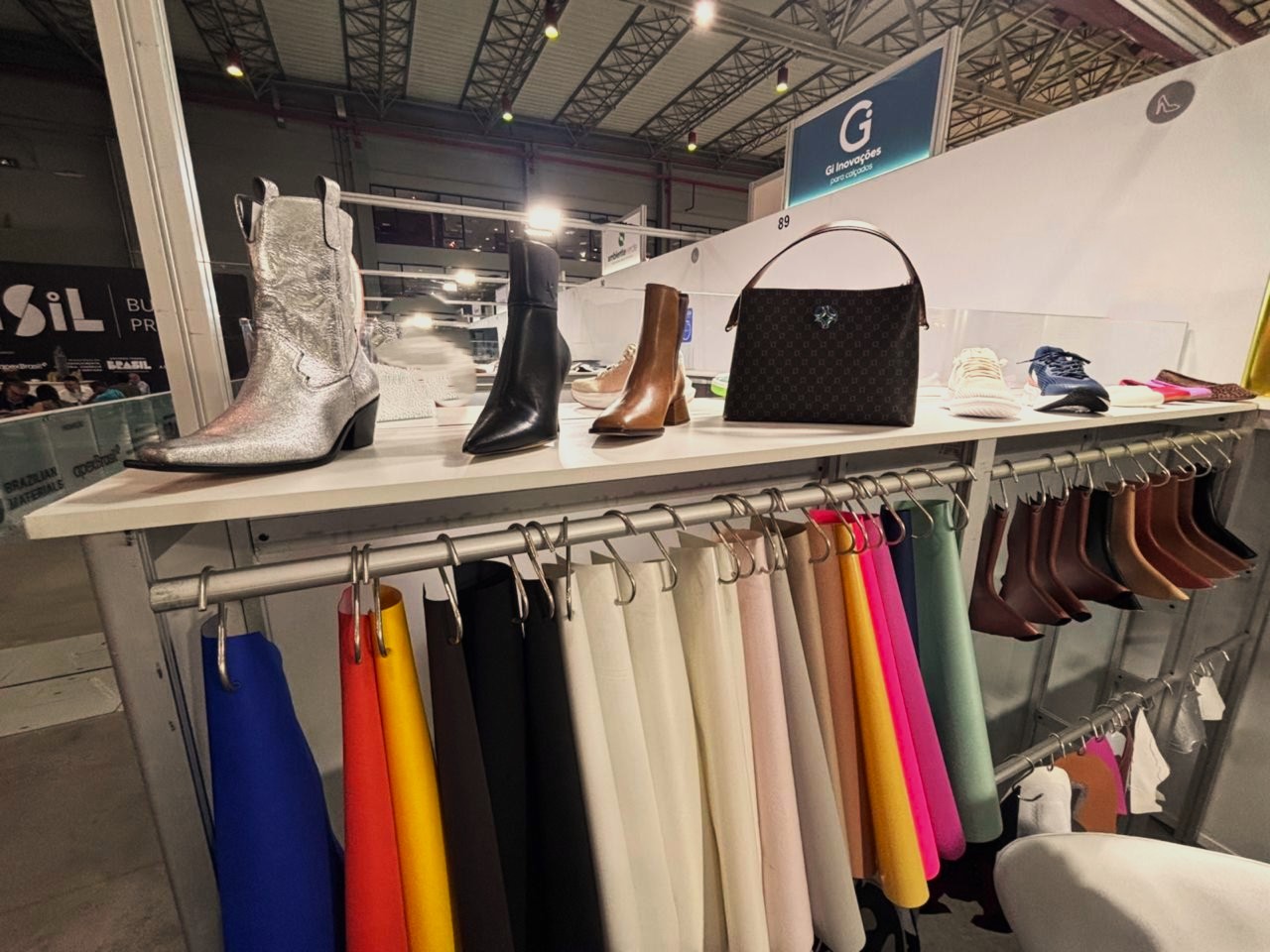 Kisafix destaca na Fimec 2026 portfólio completo para a indústria calçadista, de moda e acessórios