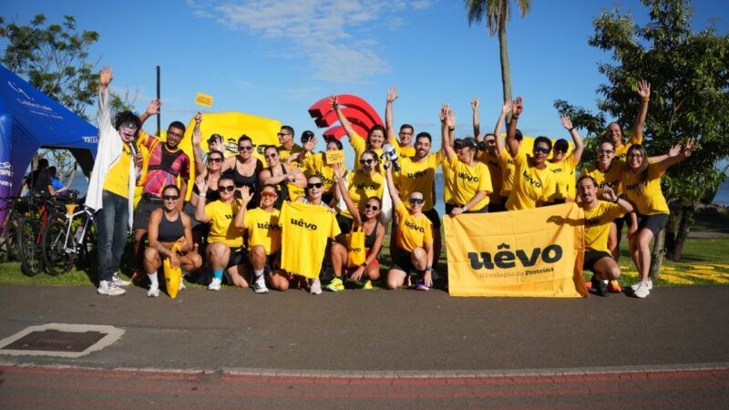 Uêvo realiza Treinão na Orla do Guaíba como parte das celebrações de 1 ano da marca