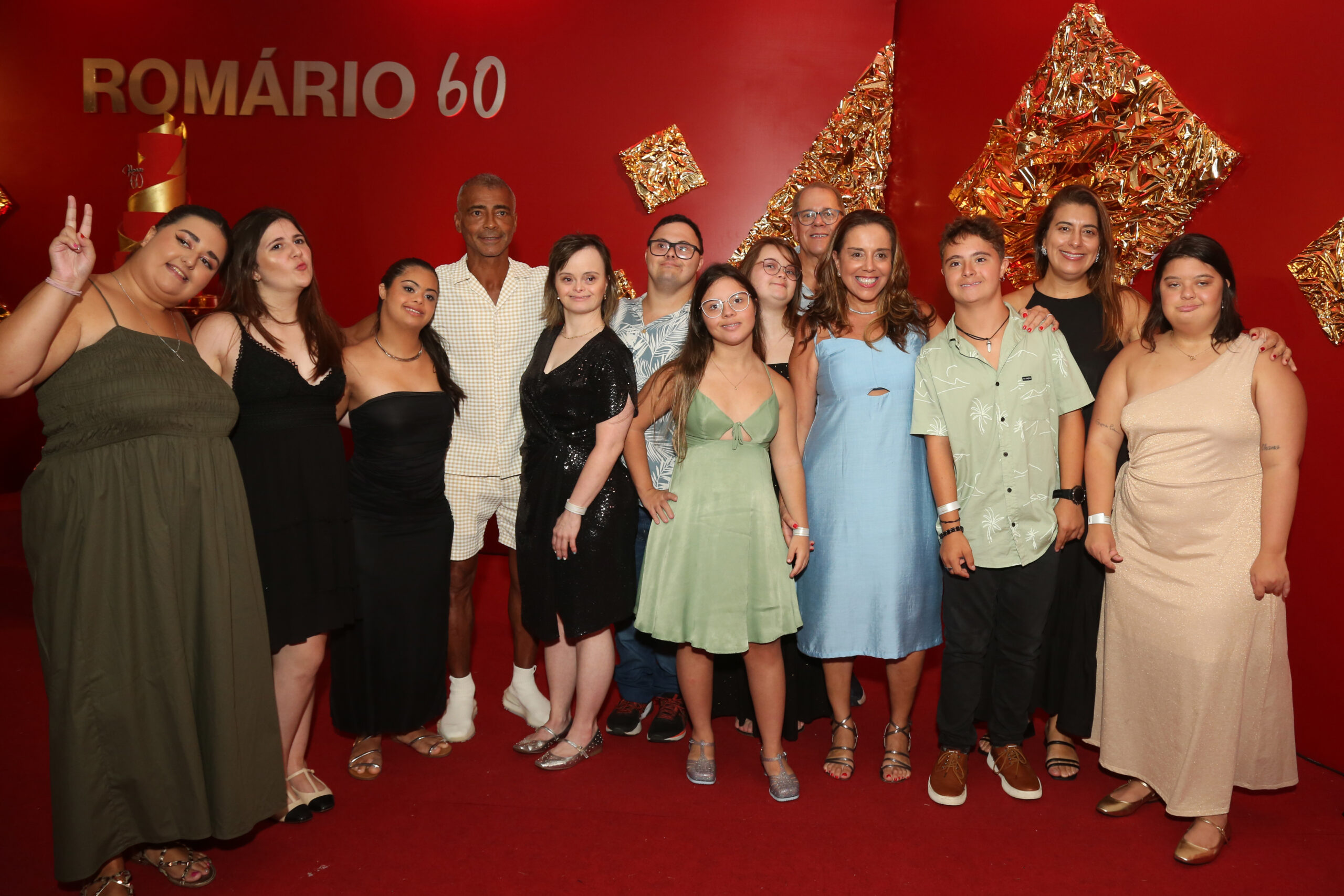 Romário reúne mil convidados no segundo dia de comemorações pelos 60 anos