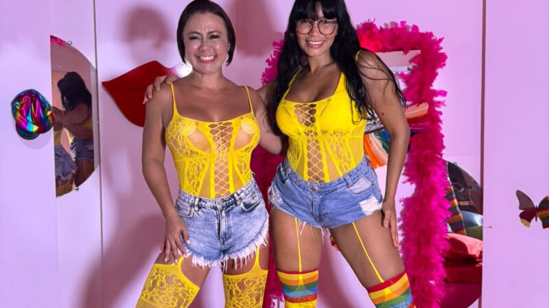 Provador Babado Top com elas