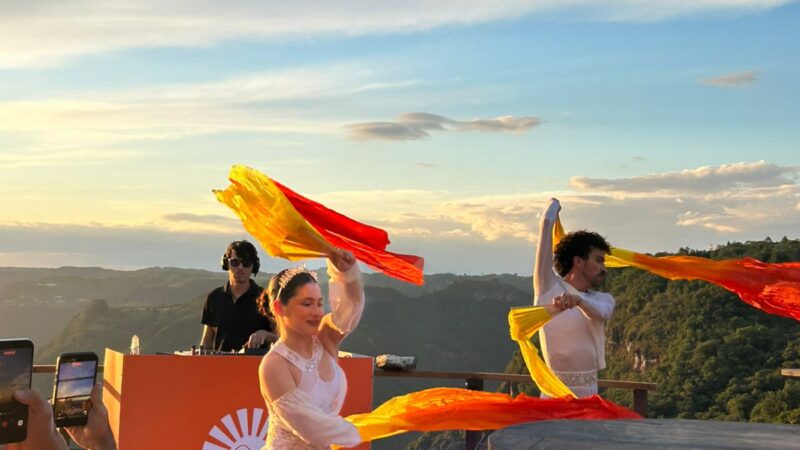 Verão na Serra: O Pôr do Sol Inesquecível no Olivas de Gramado