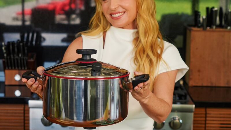 Angélica aposta na versatilidade da berinjela em receita mediterrânea