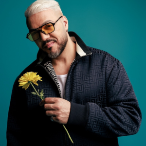 Belo comanda festa de mais de cinco horas de duração no QUALISTAGE