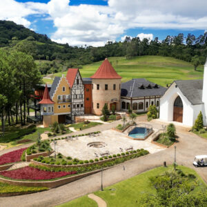 Blumendorf Bier promove almoço especial em homenagem ao Dia da Mulher