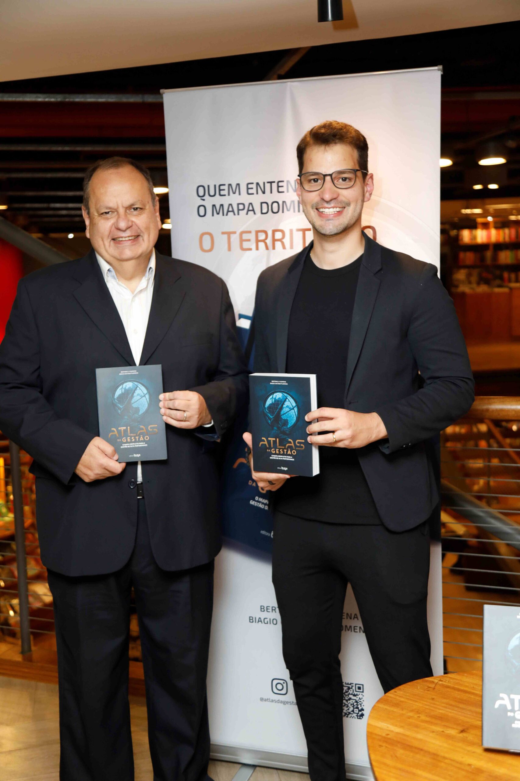 “Atlas da Gestão” celebra lançamento de sucesso em Porto Alegre com noite de conexões e inspiração