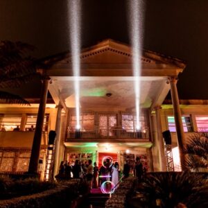 Magnólia celebra 12 anos com festa inspirada no universo do cinema