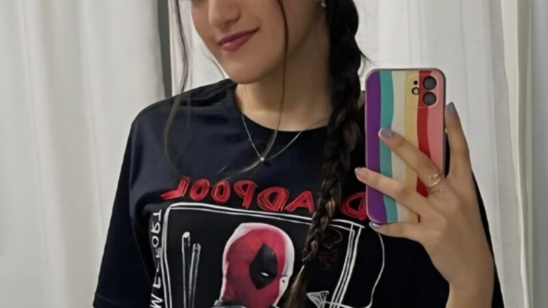 Évy Ferrera é anunciada como embaixadora do Animextreme, maior evento geek do Sul do Brasil