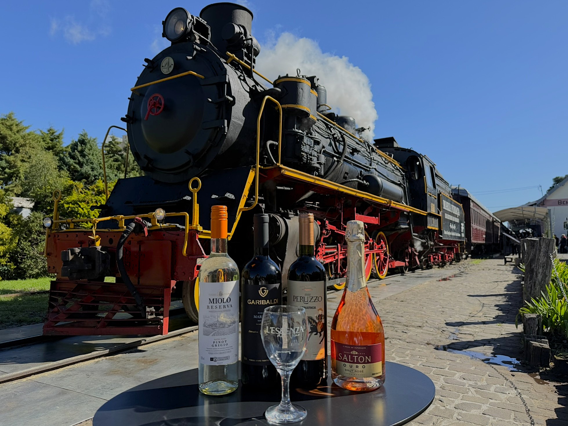 Passeio de trem L’Essenza del Vino da Maria Fumaça tem novos rótulos