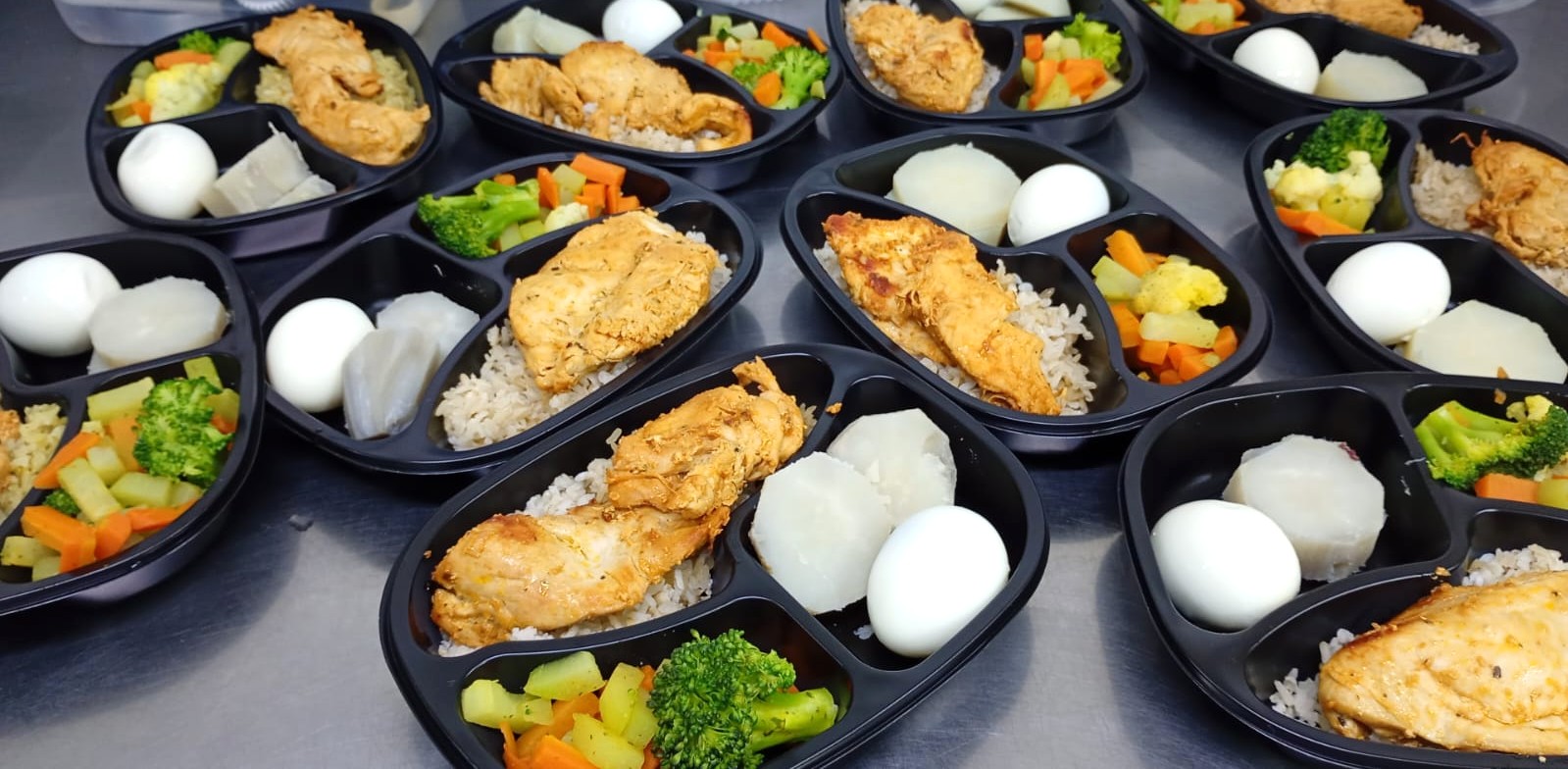 Rissul destaca novidade com marmitas fitness e amplia operação de rotisseria e grill