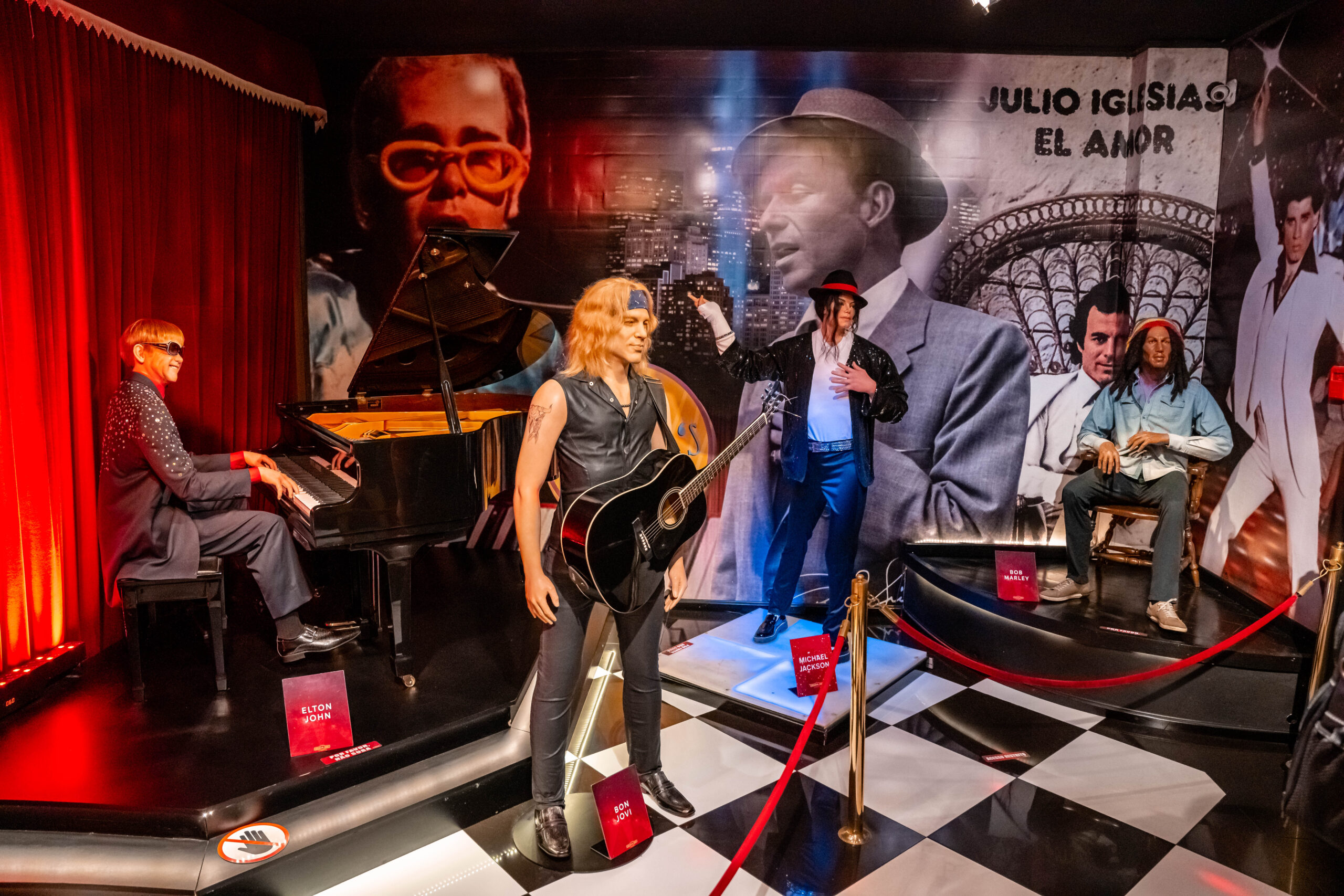 Dreamland Museu de Cera Gramado oferece entrada gratuita para mães no próximo domingo (10)