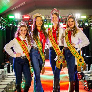 Emoção, tradição e homenagens marcaram a escolha da Rainha da Expointer 2026