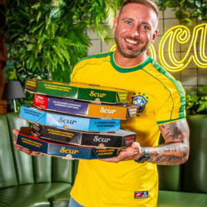 No clima da Copa: Scur Pizzaria lança campanha promocional inspirada no Mundial