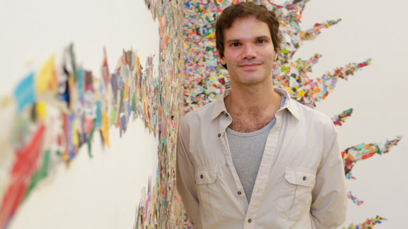 Gustavo Prata apresenta Ecos em sua primeira exposição em Porto Alegre