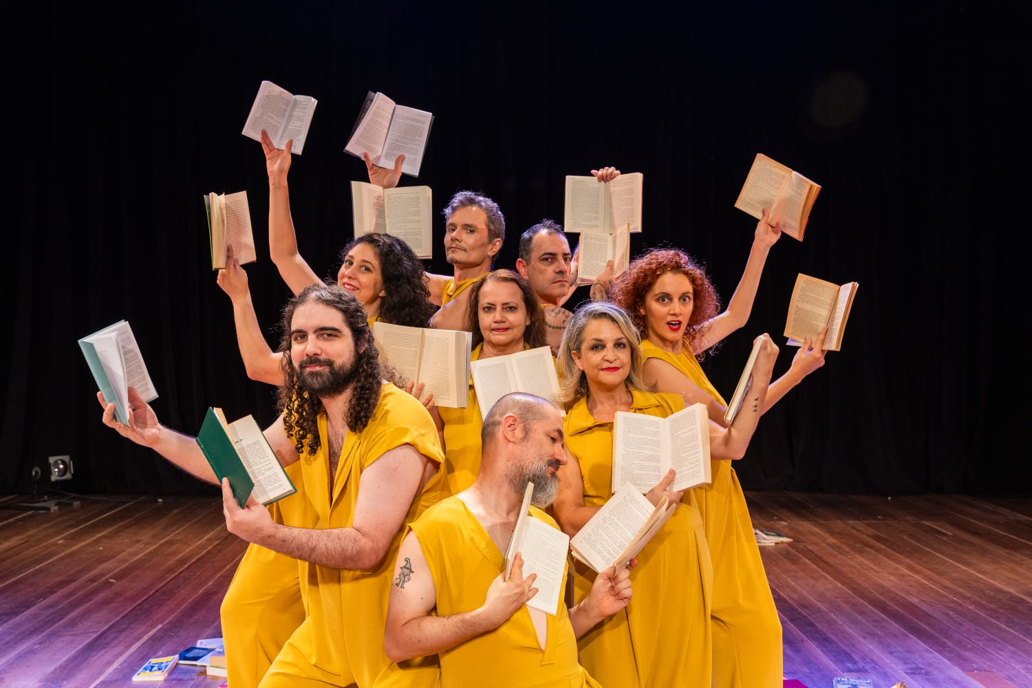 Teatro Aberto convida o público a conhecer os bastidores da criação teatral em mostra da Nós Cia de Teatro