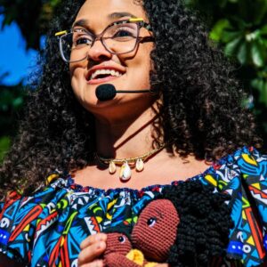 Espetáculo infantil “Preta, Preta, Pretinha em: O Baú das Histórias” estreia temporada no Teatro Carlos Carvalho em agosto